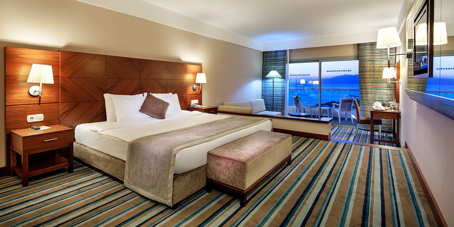 Superior Deniz Manzaralı Oda